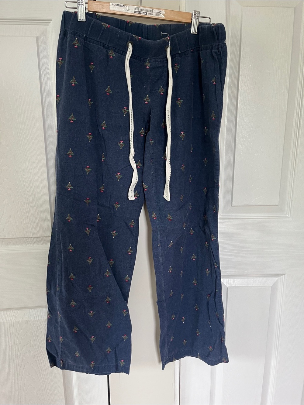 Old Navy Flannel Holiday Pajama Pants with Little Christmas Trees